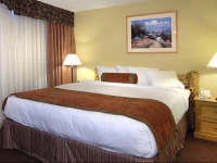 The Grand Lodge Hotel and Suites