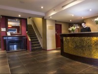 Broadway Hotel & Hostel