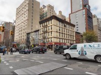 GRAMERCY PARK SPACIOUS 1 BR APT