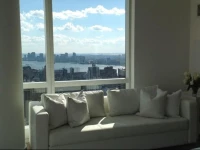 Stunning Apartment with Spectacular Views Near 5th Ave