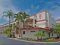 Red Roof Plus & Suites Naples