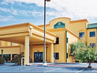 La Quinta Inn & Suites Knoxville East
