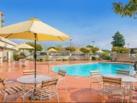 Red Lion Hotel Oakland International Airport