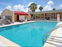 Super 8 - Orlando International Drive North