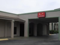 Econo Lodge North Austin