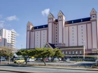 Dunes Manor Hotel & Suites