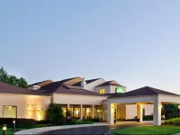 Courtyard Kansas City Overland Park/Metcalf, South of College Boulevard