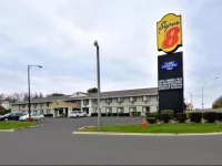 Super 8 Rochester Mayo Clinic Area