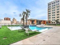 Santa Rosa Avenue Apartment by Stay Alfred