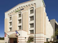 Holiday Inn Express San Antonio North Riverwalk Area