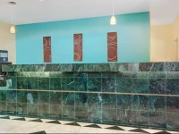 Howard Johnson Suites Central