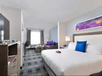 Holiday Inn Express & Suites San Diego - Hotel Circle
