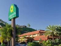 La Quinta Inn & Suites San Diego SeaWorld Zoo Area