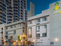 Hotel Z - Pineapple Hospitality