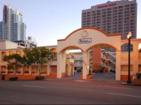 Red Roof Inn San Diego Downtown