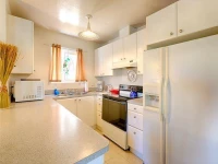 Rosemont Duplex (Ground Level)