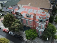 Chateau Tivoli Bed & Breakfast