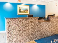 Howard Johnson-Golden Gate