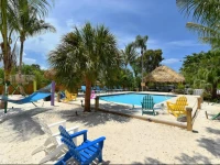 Siesta Key Palms Hotel