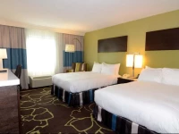 DoubleTree by Hilton Charlotte Gateway Village