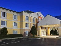Fairfield Inn & Suites Charlotte Arrowood