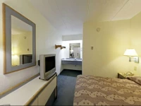 Travel Inn - Charlotte