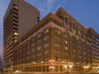 Drury Plaza St. Louis at the Arch