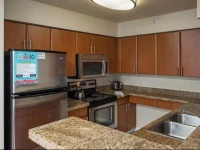 North Western Avenue Apartment by Stay Alfred