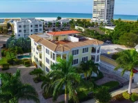 Classic Siesta Key Beachfront Home