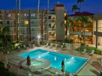 Best Western Plus Scottsdale Thunderbird Suites