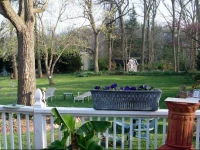 Clichy Inn Bed and Breakfast