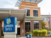 Cambria hotel & suites Traverse City