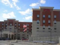 Hampton Inn & Suites Cincinnati / Uptown - University Area
