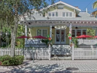 Palm Beach Hibiscus Downtown