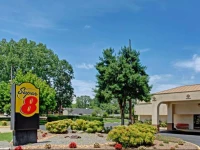 Super 8 Williamsburg Historic Area