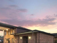 Super 8 Universal City /San Antonio North