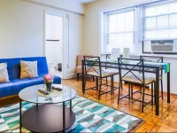 Ginosi Basics Thomas Circle Apartel