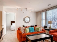 Global Luxury Suites at The White House