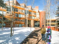 Vail Spa Condominiums by East West Destination Hospitality