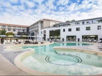 HГґtel Les Bains dArguin by Thalazur