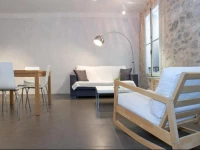 Maison ArlГ©sienne IdГ©alement SituГ©e