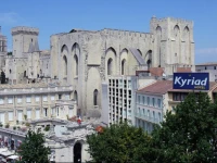 Kyriad Avignon - Palais des Papes