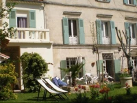 Au Saint Roch - HГґtel et Jardin