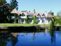 Domaine De Chantemerles