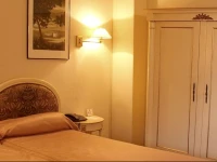 HГґtel Henry II Beaune Centre