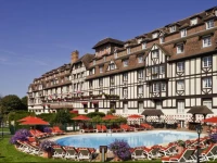 HГґtel BarriГЁre LHГґtel du Golf