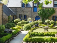 Manoir Des Douets Fleuris