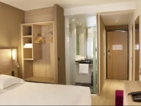 Escale Oceania Quimper Centre