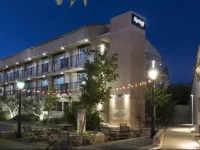 Kyriad Avignon Nord - Le Pontet