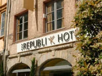 Republik Hotel